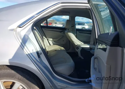 2009 Cadillac Cts Standard from USA, damaged, VIN 1G6DF577490136938